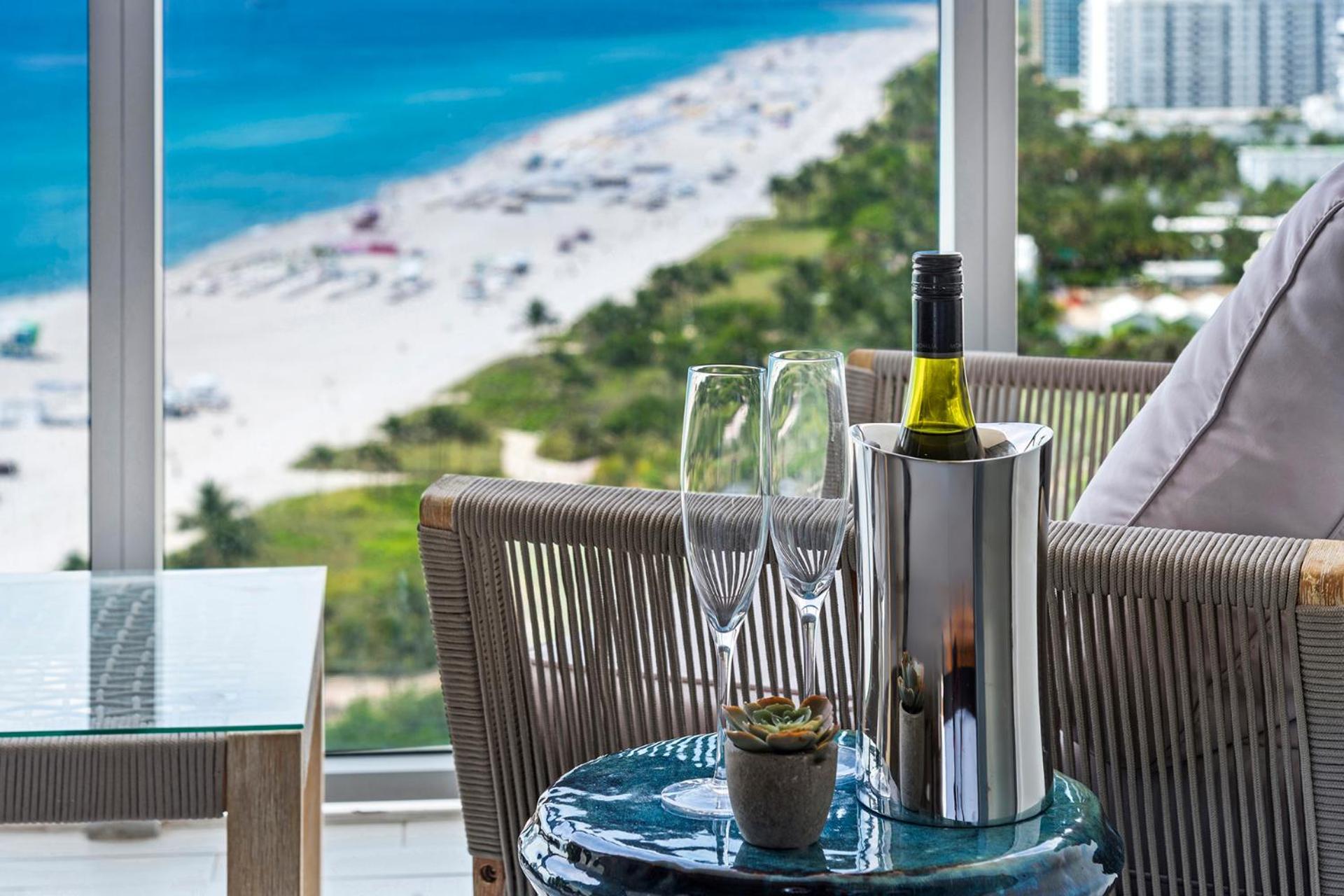 W South Beach Miami Beach Exterior foto